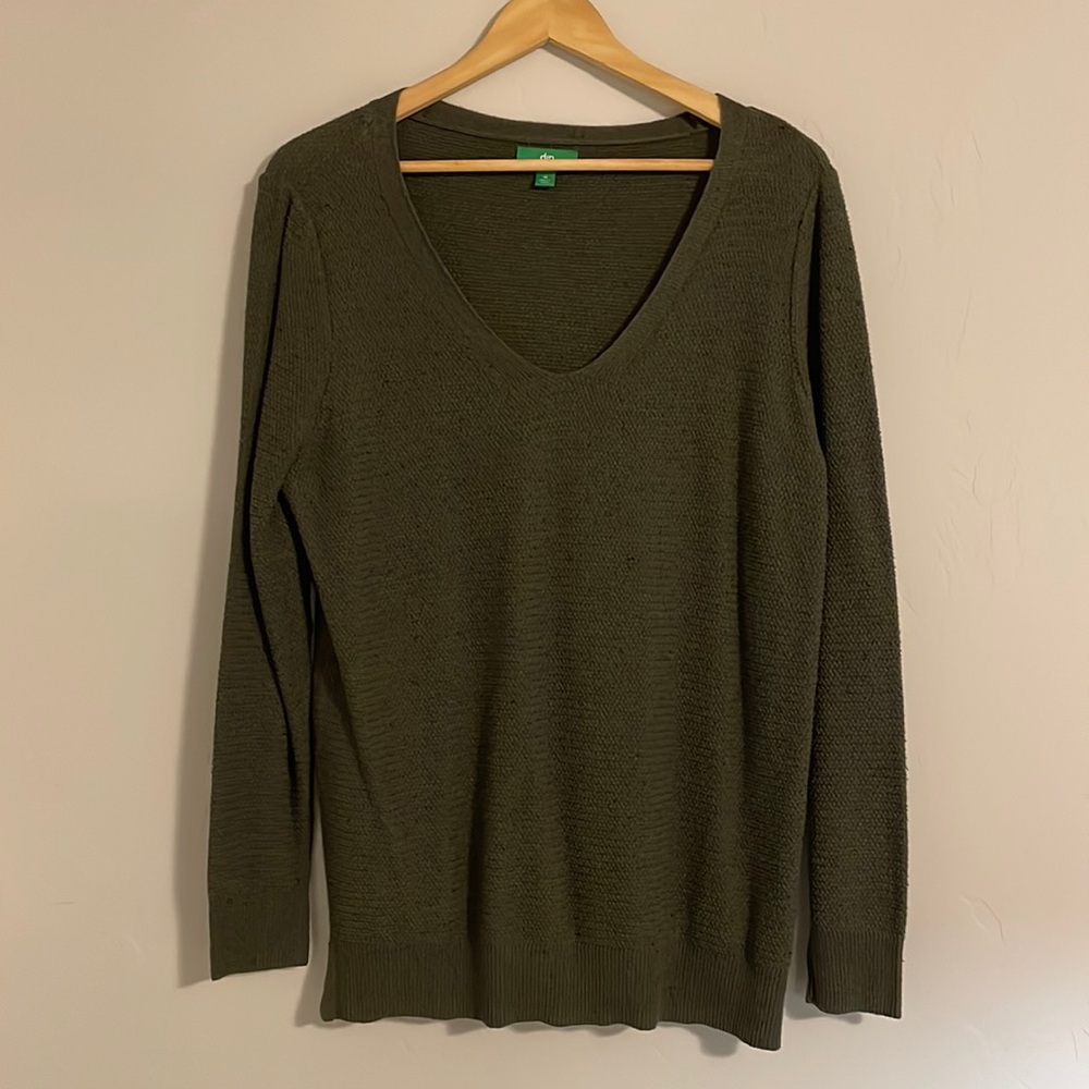Olive Green V-neck Lightweight Sweater